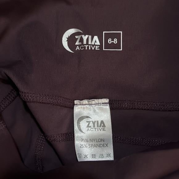 Zyia Leggings - Picture 2 of 4
